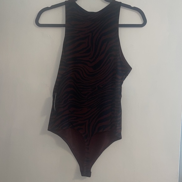 NWT Express Body Contour Double Layer Zebra Print High Neck Thong Bodysuit - Picture 4 of 4